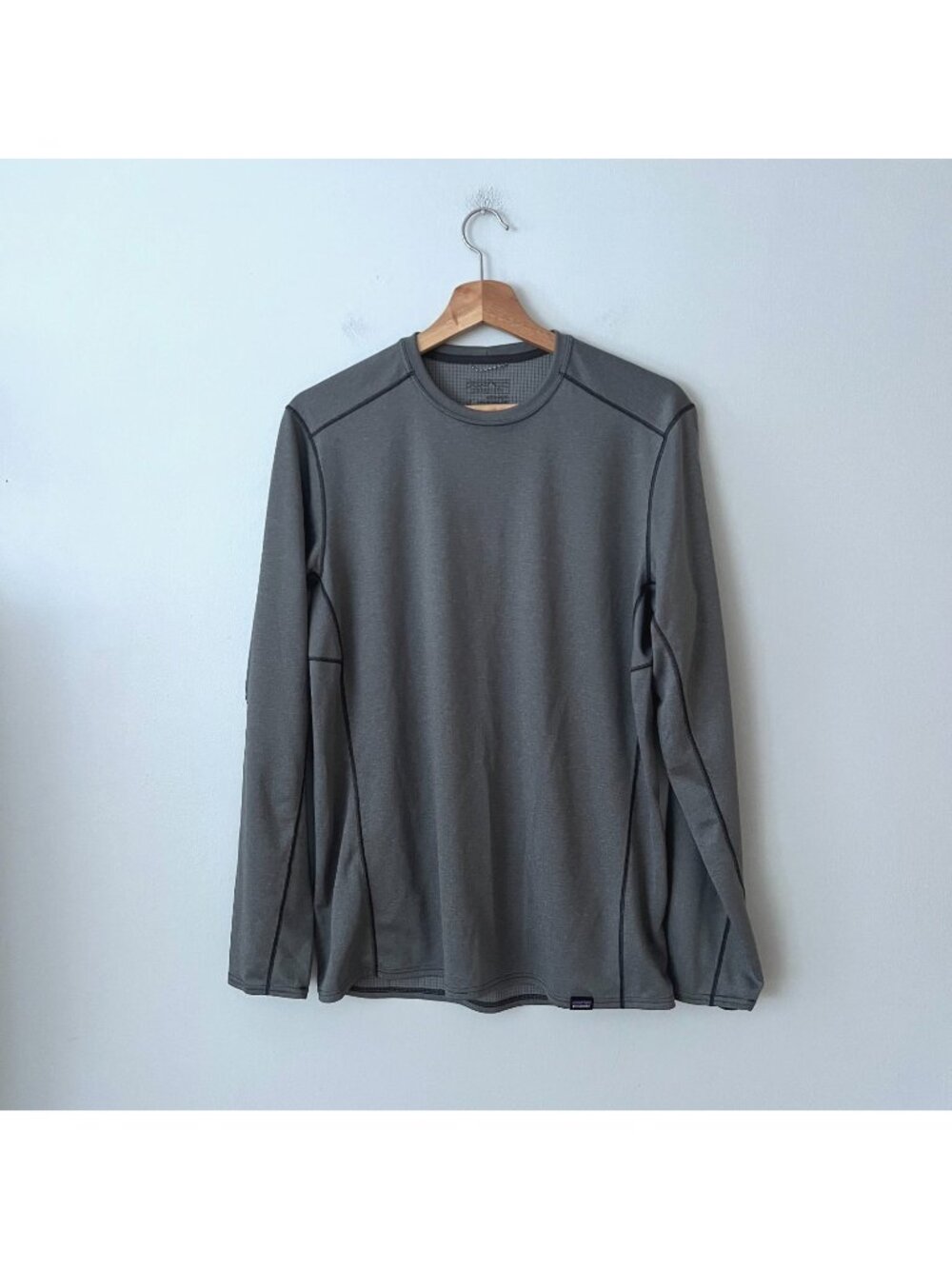 Patagonia Capilene Midweight Base Layer Long Sleeve Top Gray Men's Size Medium